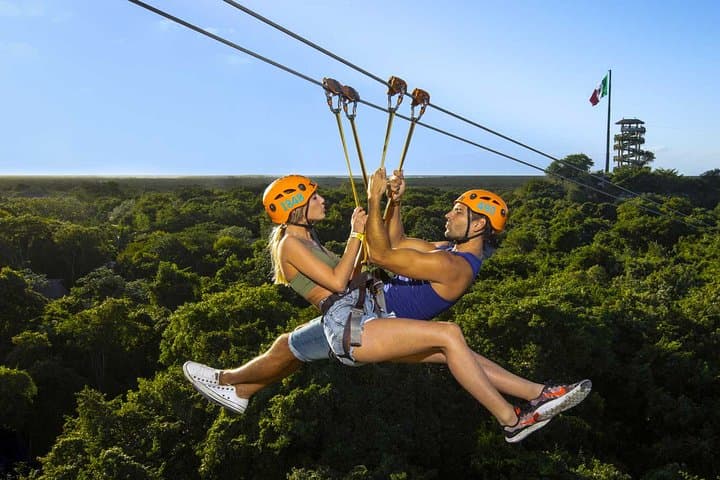Private Roundtrip Transfer to Xplor, Xplor Fire & Xenses from Playa del Carmen
