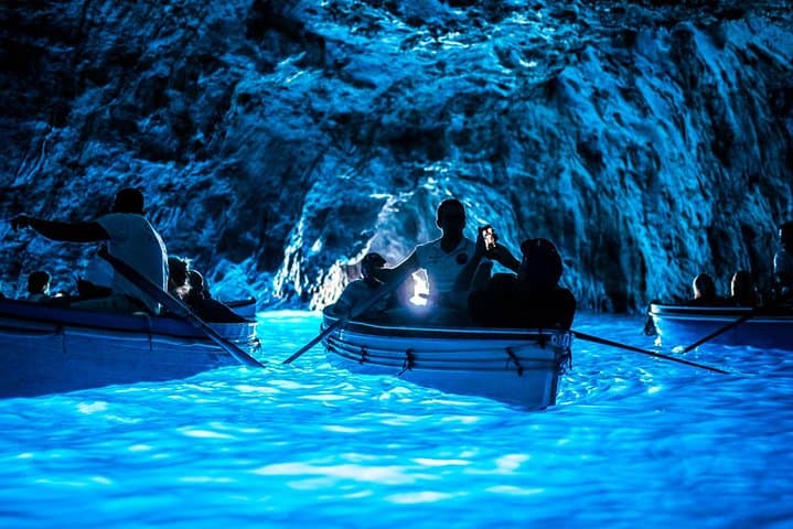 Capri Full-Day from Rome: Blue Grotto, Faraglioni & Gardens of Augustus