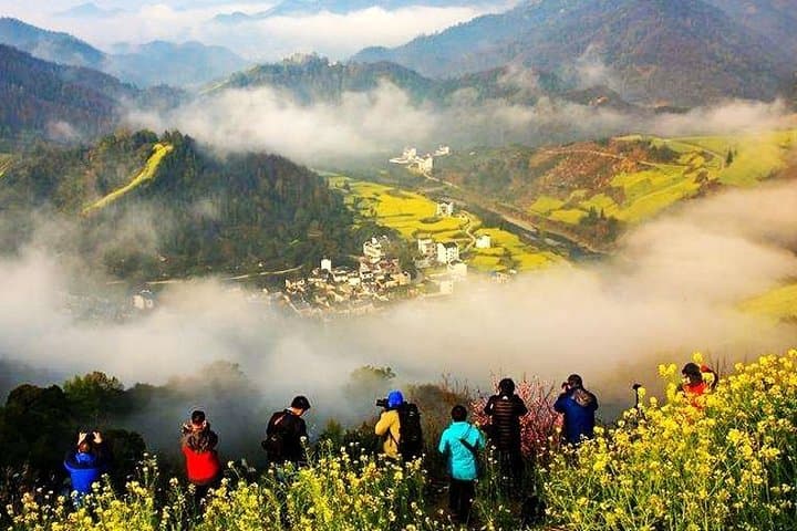 Huangshan Private Photography Tour — Multi-Day Yellow Mountain Photo Workshop photo 2