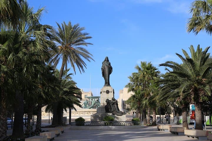 Island Highlights: A Day-Long Shore Excursion Across Malta’s Valletta, Mdina & Blue Grotto