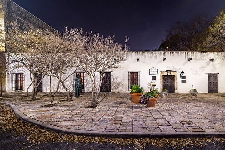San Antonio Ghost Walking Tour: Night Walks Through the City's Haunted Core