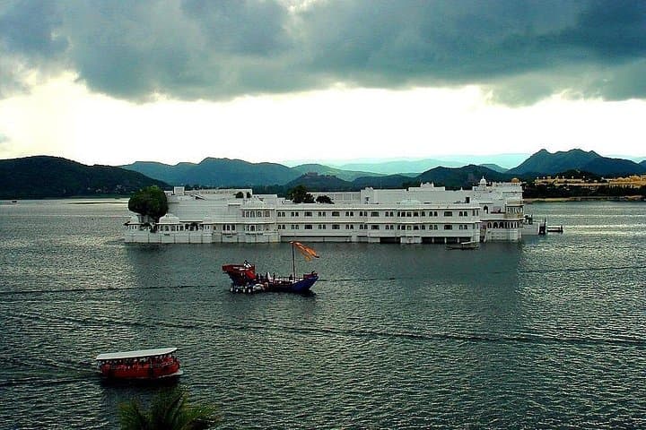Golden Triangle to Udaipur: 6-Day Private Heritage Tour from Delhi photo 3