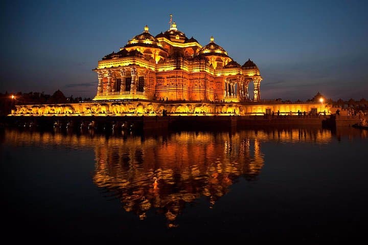 Evening at Akshardham: Exhibition, Light & Sahaj Anand Water Show with Transfers photo 3