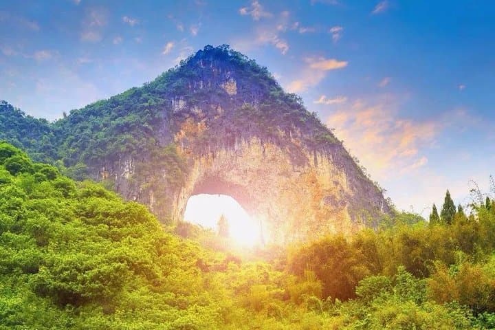 Li River Cruise Guilin to Yangshuo — West Street, Silver Cave & Moon Hill photo 4