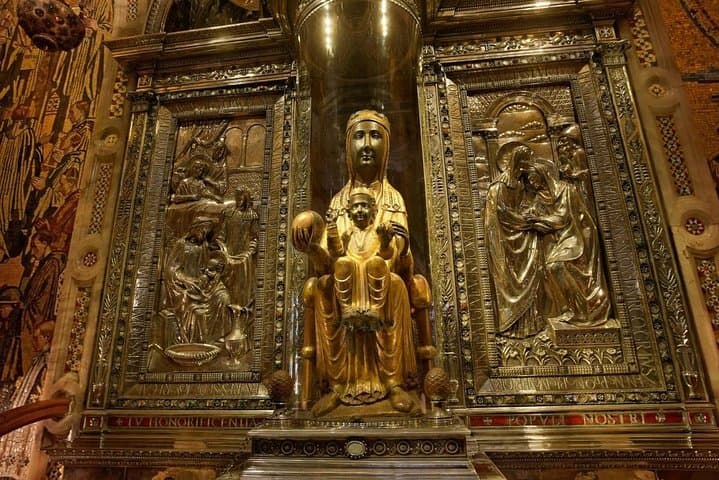 Montserrat Monastery & Sitges Private Day Tour from Barcelona photo 5