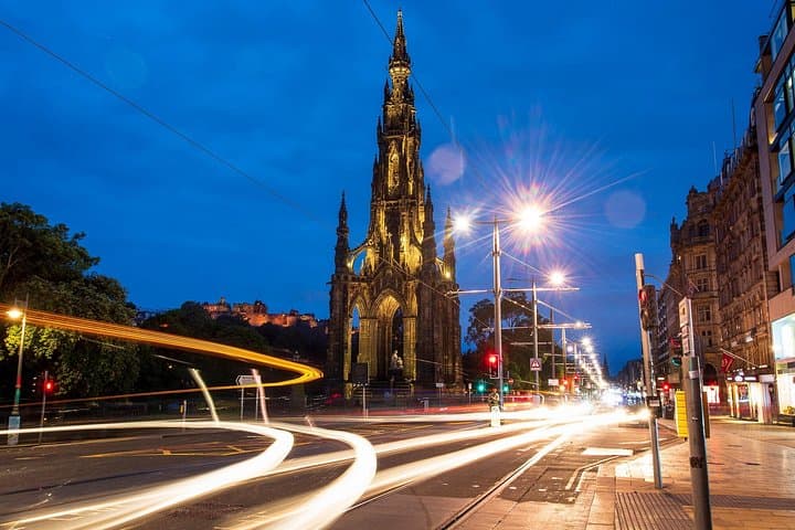Edinburgh Photography Masterclass: Private City Photo Tour & Night Photography Lesson photo 4