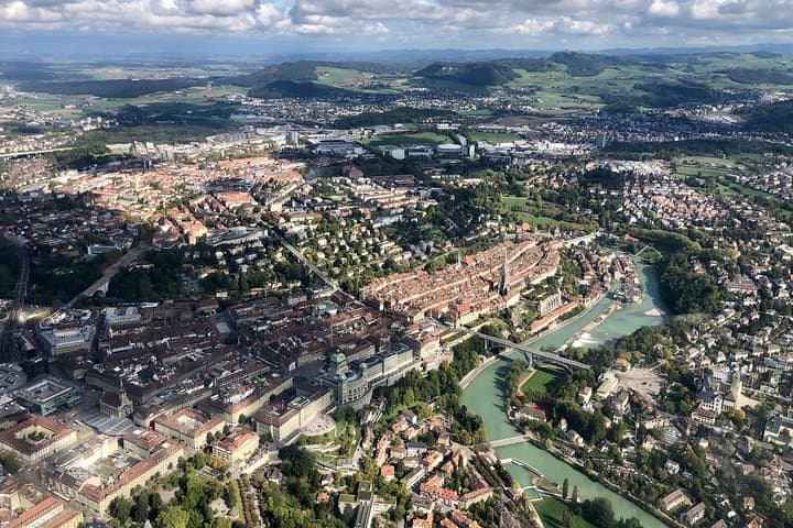 Bern Helicopter Sightseeing Tour: 18-Minute Bern-Belp Flight Over the Aare & Old Town photo 4