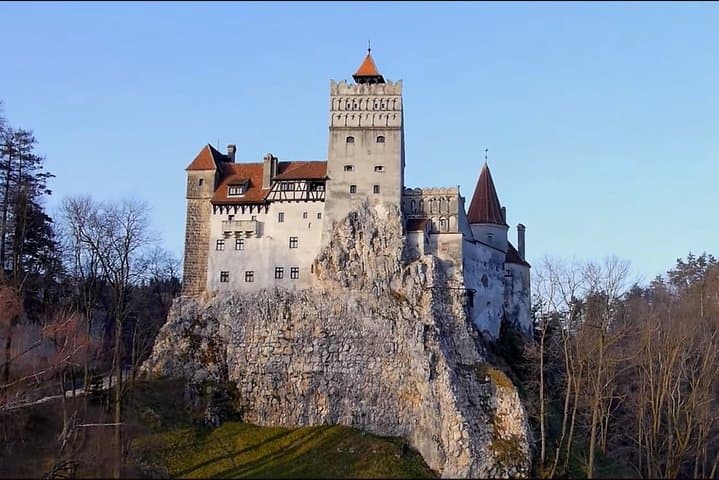 Bran & Peleș Castles: Private Dracula Day Trip from Bucharest photo 5