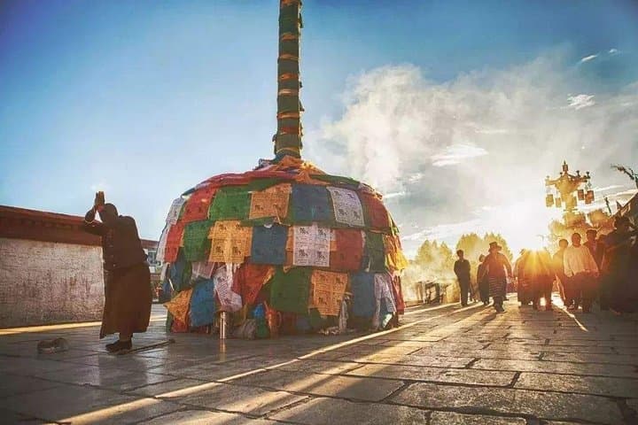 3-Day Private Tibet Tour from Shanghai: Lhasa, Yamdrok Lake & Khampa La Pass photo 6