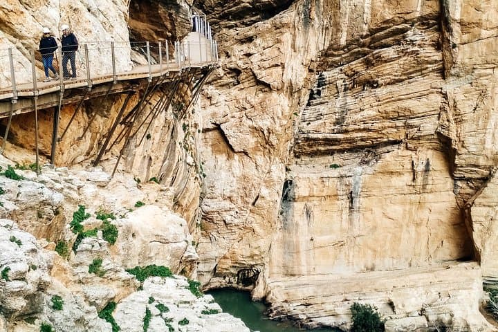 Caminito del Rey Guided Hike and Optional Kayak on El Chorro Lake — Day Trip from Granada photo 4