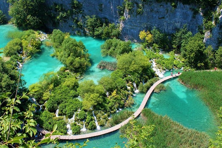 Private Rastoke and Plitvice Lakes Day Tour from Zagreb