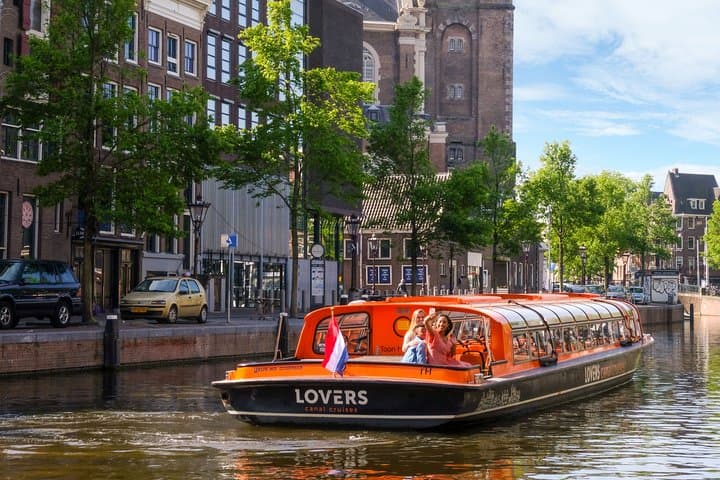 Amsterdam Combo: Heineken Experience Plus One-Hour Canal Cruise photo 3