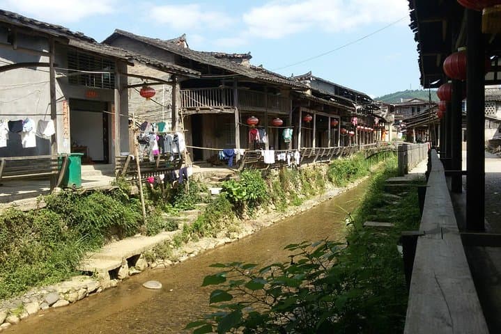3-Day Mount Wuyi Private Tour — Bamboo Rafting, Heavenly Tour Peak & Xiamei Village photo 6
