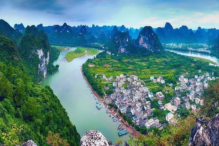 Guilin in Three Days: Bullet Train, Li River Cruise & Longji Rice Terraces
