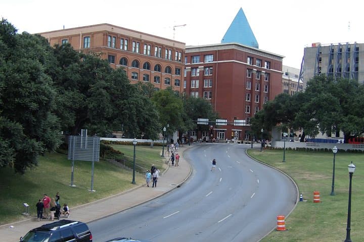 JFK Assassination Tour & Oswald's Rooming House — Dallas Historical Van Tour photo 2