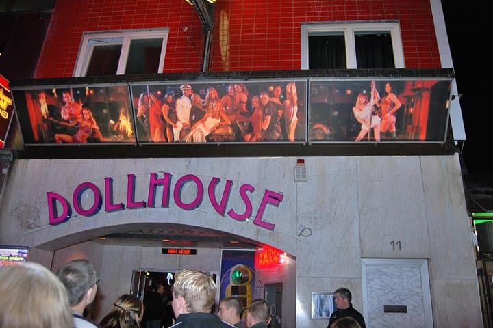 Ahoy St. Pauli at Night — Legendary Reeperbahn Kieztour Walking Tour in Hamburg photo 4