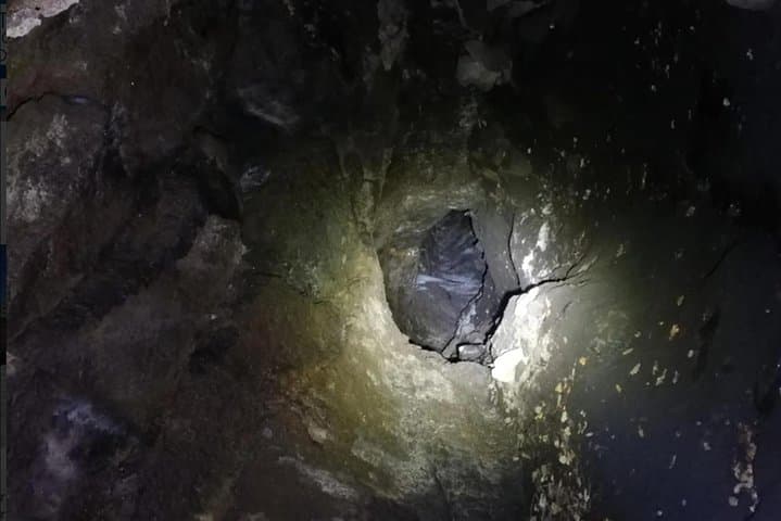 Full-Day Etna Trek and Alcantara Gorges: Lava Flows, Caves & Gorges photo 6