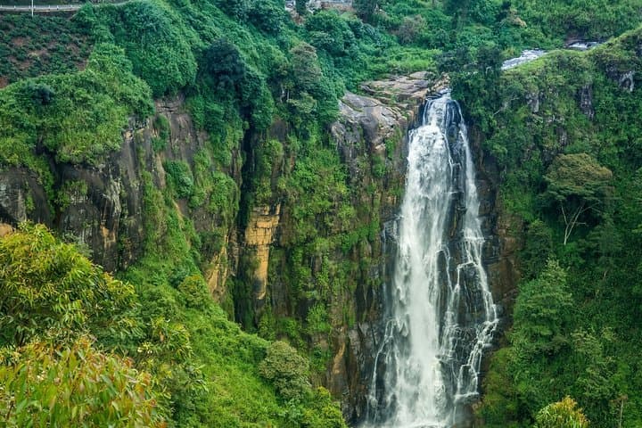 Waterfall Trail from Kandy — Devon, St. Clair, Dunsinane & Ramboda Falls photo 4
