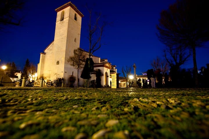 Moonlit Albaicin & Sacromonte Private Night Tour — San Nicolás Views photo 5
