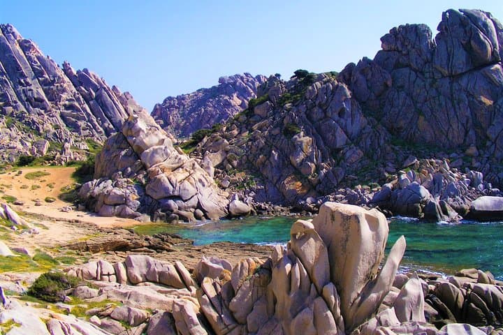 Hiking Capo Testa’s Moon Valley: Granite Coasts & Sandy Beaches Near Santa Teresa Gallura
