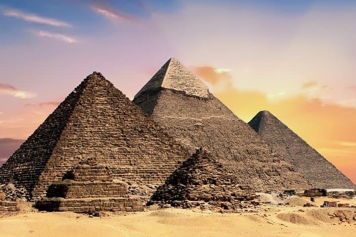 Nine-Day Egyptian Highlights: Pyramids, Nile Cruise & Ancient Temples