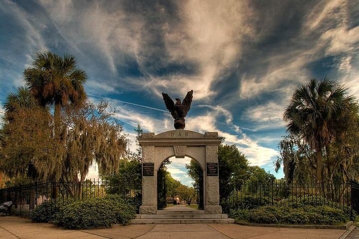 Spooky Savannah Haunted History Tour: Colonial Park Cemetery Ghost Walk photo 2