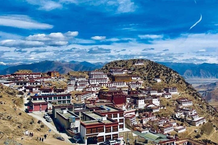 5-Day Lhasa and Ganden Monastery Tour: Potala Palace, Jokhang & Drepung photo 1