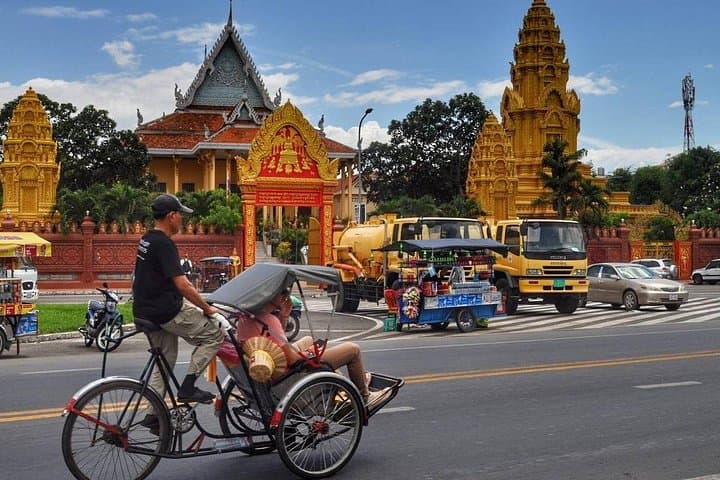 Authentic Vietnam & Cambodia 14-Day Cultural and Natural Adventure photo 1