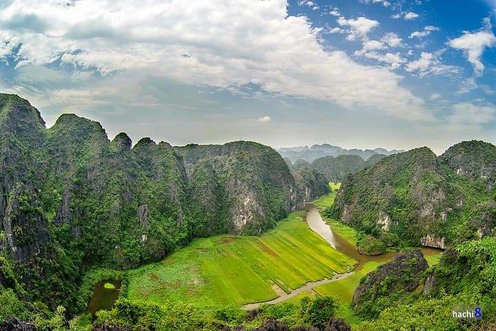 Two UNESCO Wonders: 2-Day Ninh Binh & Ha Long Bay Adventure from Hanoi photo 2