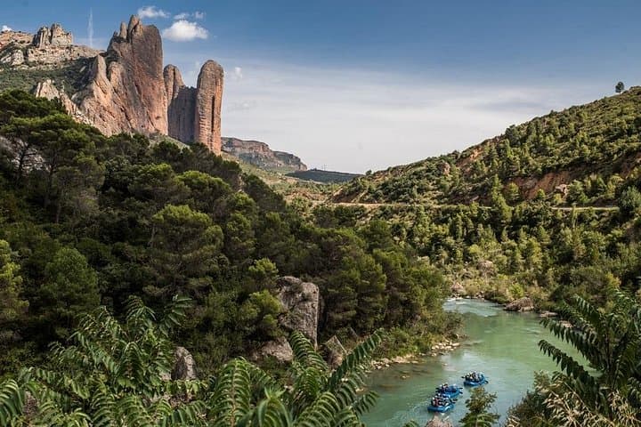 Whitewater Rafting on the Gallego River: Murillo de Gállego and the Mallos de Riglos photo 3