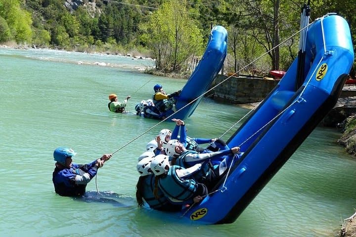 Whitewater Rafting on the Gallego River: Murillo de Gállego and the Mallos de Riglos photo 4