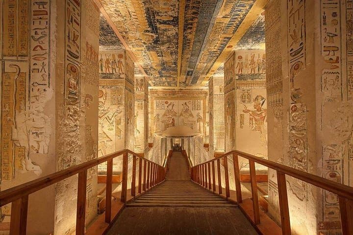 11-Day Private Egyptology & Nile Cruise: Expert-Led Ancient Egypt Tour photo 5