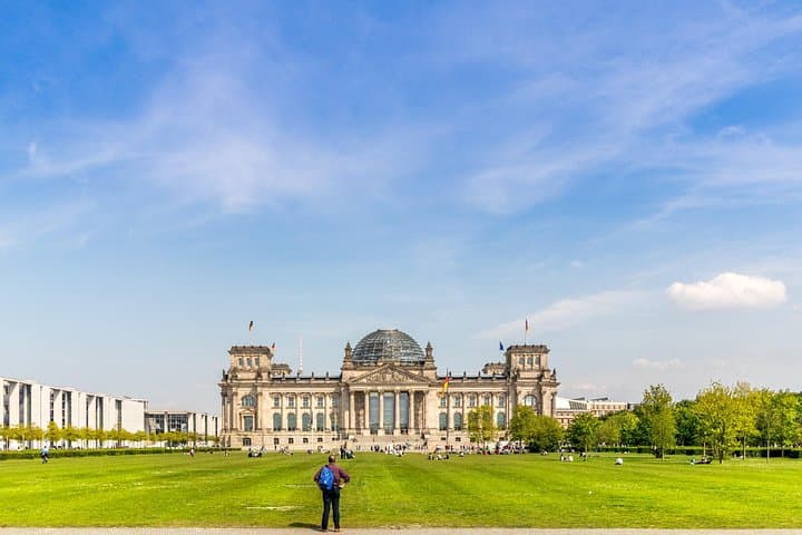 Prague to Berlin Private Transfer with Optional Sightseeing — Door-to-Door Comfort and Curated Stops photo 2