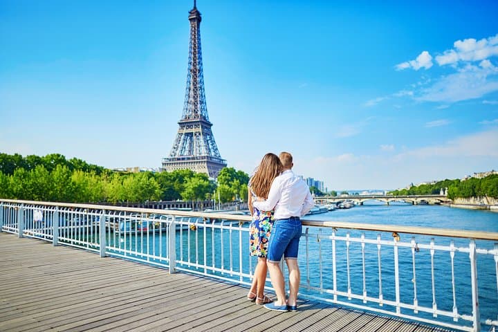 Paris Day Trip from London: Eiffel Tower, Louvre, Notre-Dame & Seine Cruise