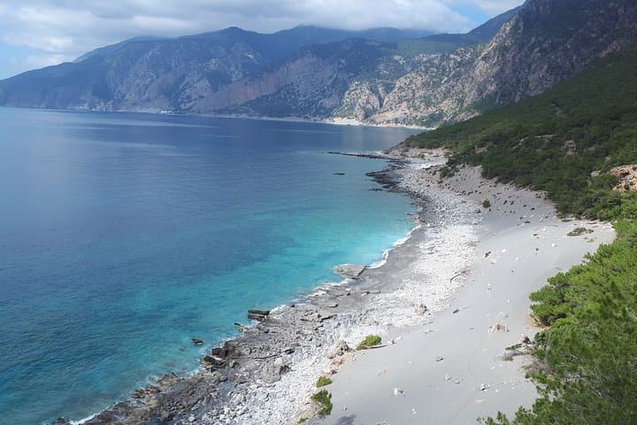 Sfakia to Agia Roumeli: 22km Coastal E4 Hike on Crete