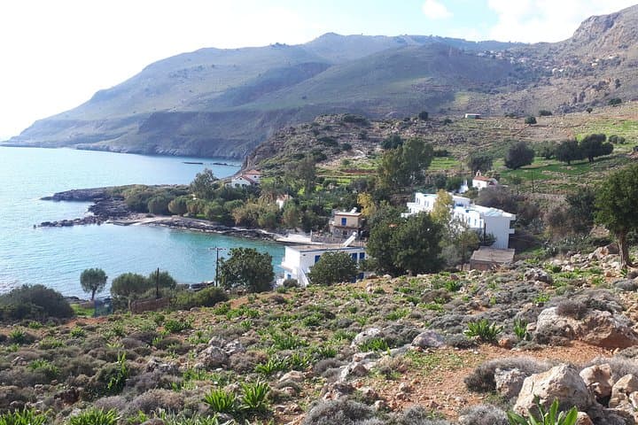 Sfakia to Agia Roumeli: 22km Coastal E4 Hike on Crete photo 4