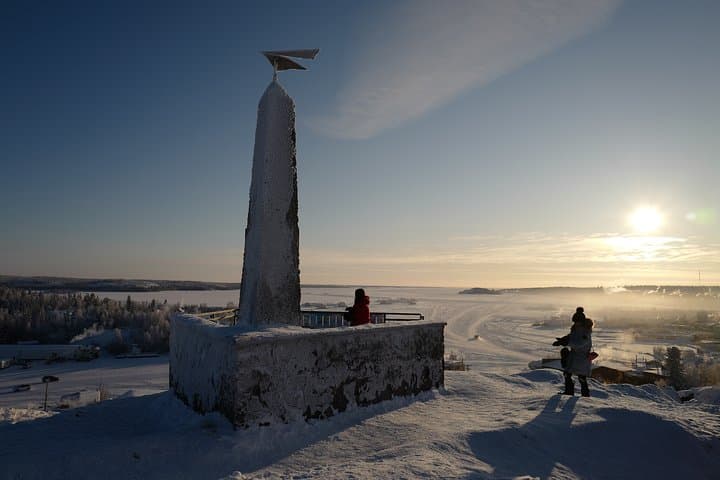 Yellowknife City Tour and Nature's North Wildlife Gallery: Explore Old Town, Legislative Assembly & Northern Wildlife photo 6