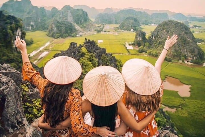 Ninh Binh Day Trip: Tam Coc, Mua Cave & Hoa Lu from Hanoi photo 3