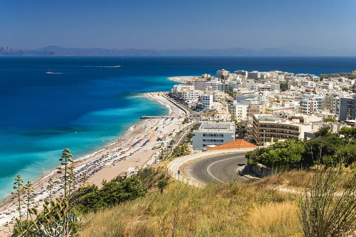 Custom Rhodes Private Tours: Lindos, Old Town & Kalithea Springs photo 2