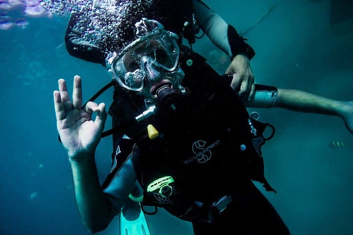 Beginner Scuba in Maafushi: 12m Guided Dives with Photos photo 3