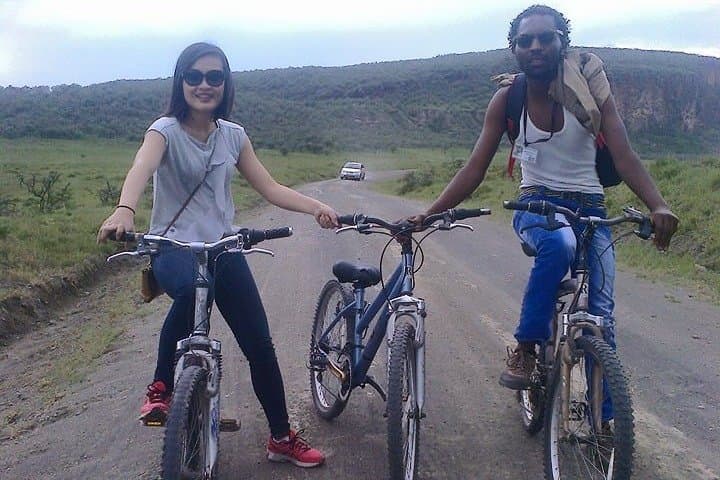 2-Day Hell's Gate & Lake Naivasha Safari from Nairobi — Bikes, Boat Ride & Wildlife photo 2