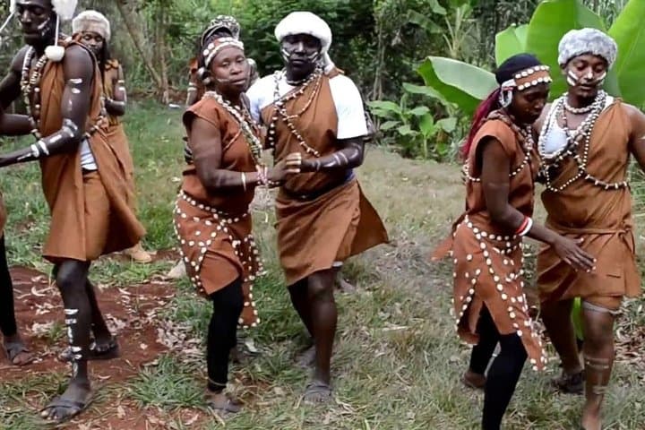 Inside Kibera: Nairobi Slum Walking Tour and Bomas Cultural Dance Show photo 4