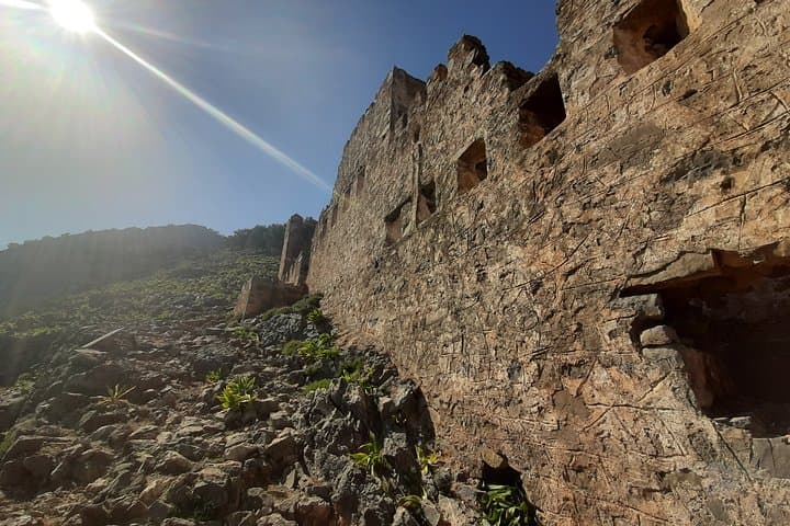 Agia Roumeli to Papoura Peak: Challenging Hike in Crete's White Mountains photo 4