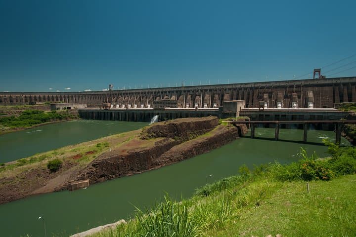 Itaipu Dam Panoramic Tour — Visit the Massive Hydroelectric Plant from Foz do Iguaçu