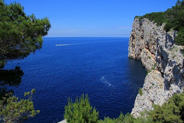 Kornati Speed-Boat Excursion from Šibenik: Islands, Swimming & Salt Lakes photo 3