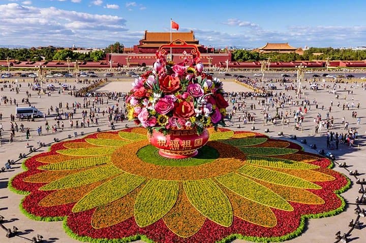 7-Day Private China Tour — Beijing, Xi'an, Guilin & Shanghai Highlights photo 1