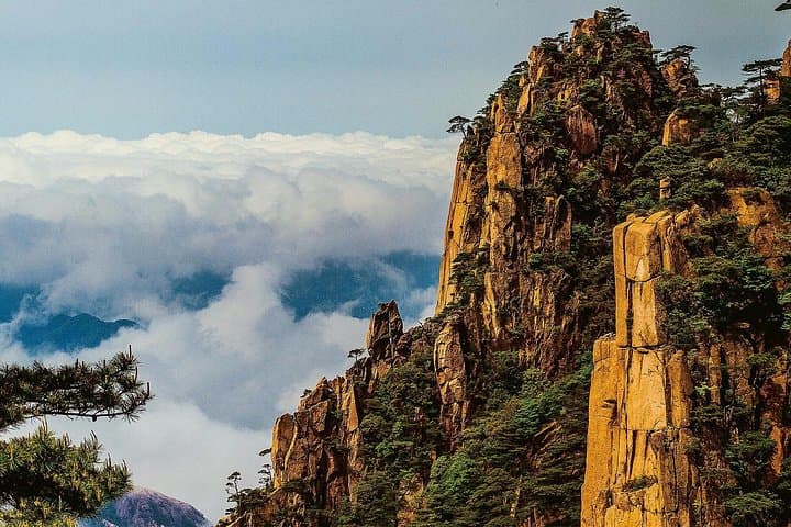 2-Day Private Huangshan (Yellow Mountain) & Hongcun Village Tour from Beijing photo 4
