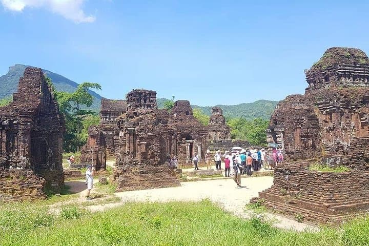 Private Car Transfer: My Son Sanctuary, Marble Mountains & Lady Buddha (Hoi An/Da Nang) photo 2