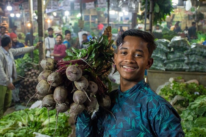 Dhaka Kawran Bazar Private Guided Market Tour with Pickup photo 2