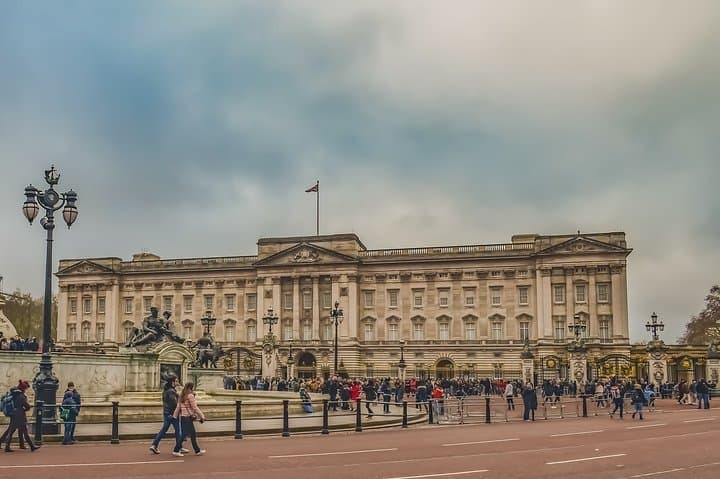 From Piccadilly to the Castle: Private Westminster, Whitehall & Windsor Train Tour photo 6